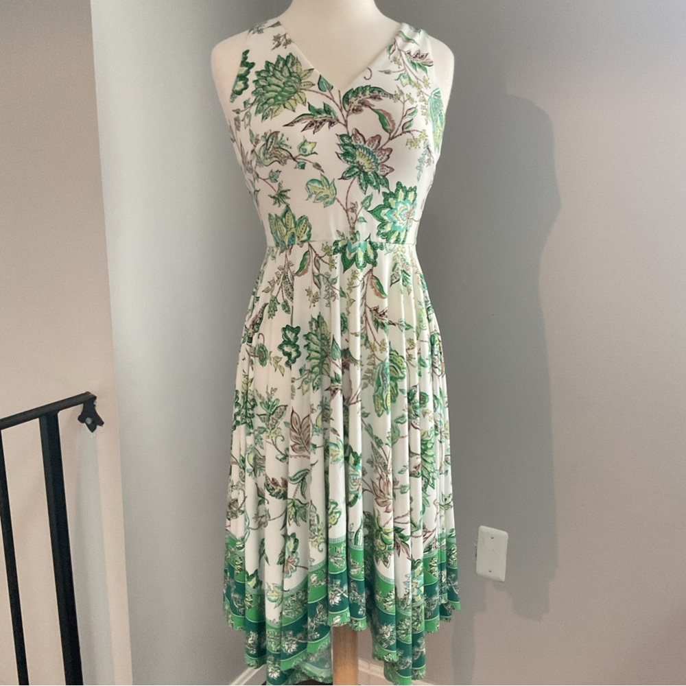 Maggy London Dress size 4